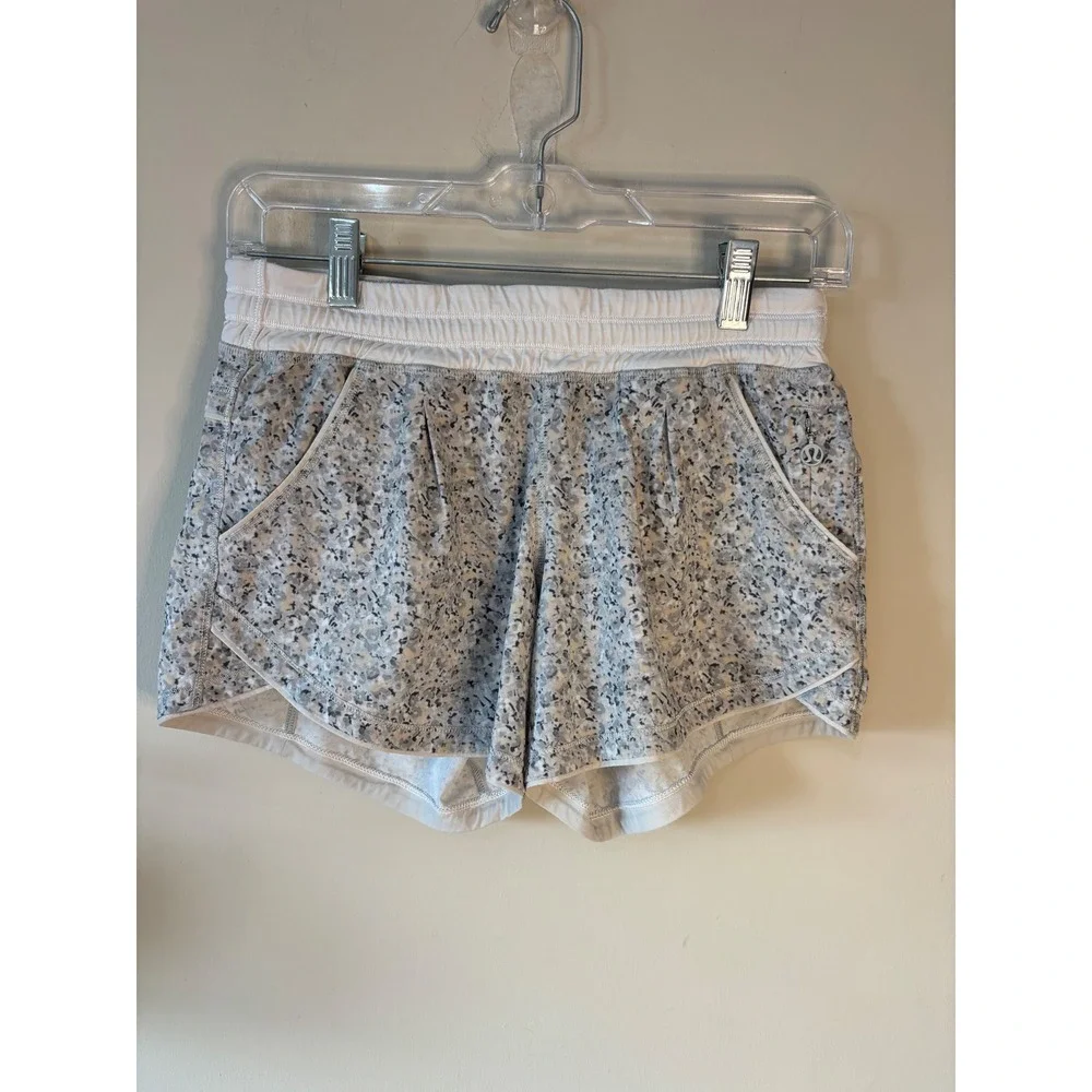 Lululemon Run Times Shorts Gray White Speckled Print Athletic Running Size 4